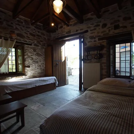 Sweet Little -next To 'home Sweet Home'- *