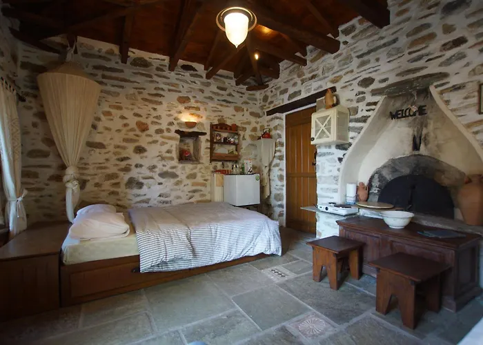 Sweet Little -next To 'home Sweet Home'- *